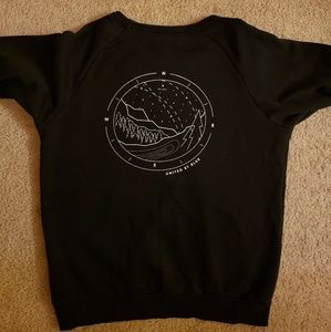 Shirts - Black Sweatshirt | Polaris | M Shirts - Black Sweatshirt | Polaris | M